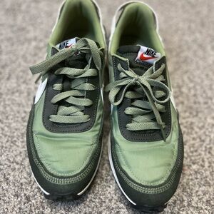Nike Green Sneakers
